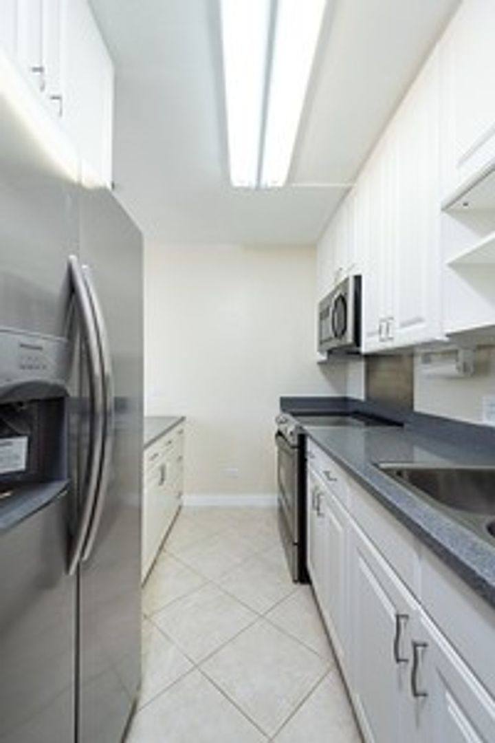 Apartment for rent at 1519 Nuuanu Ave, Honolulu, HI 96817