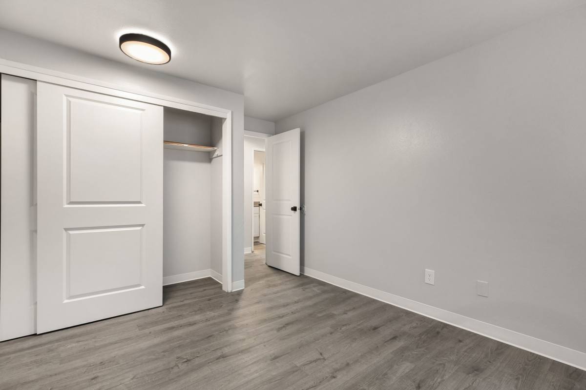 Apartment for rent at 4401 76th Ave W, Tacoma, WA 98466