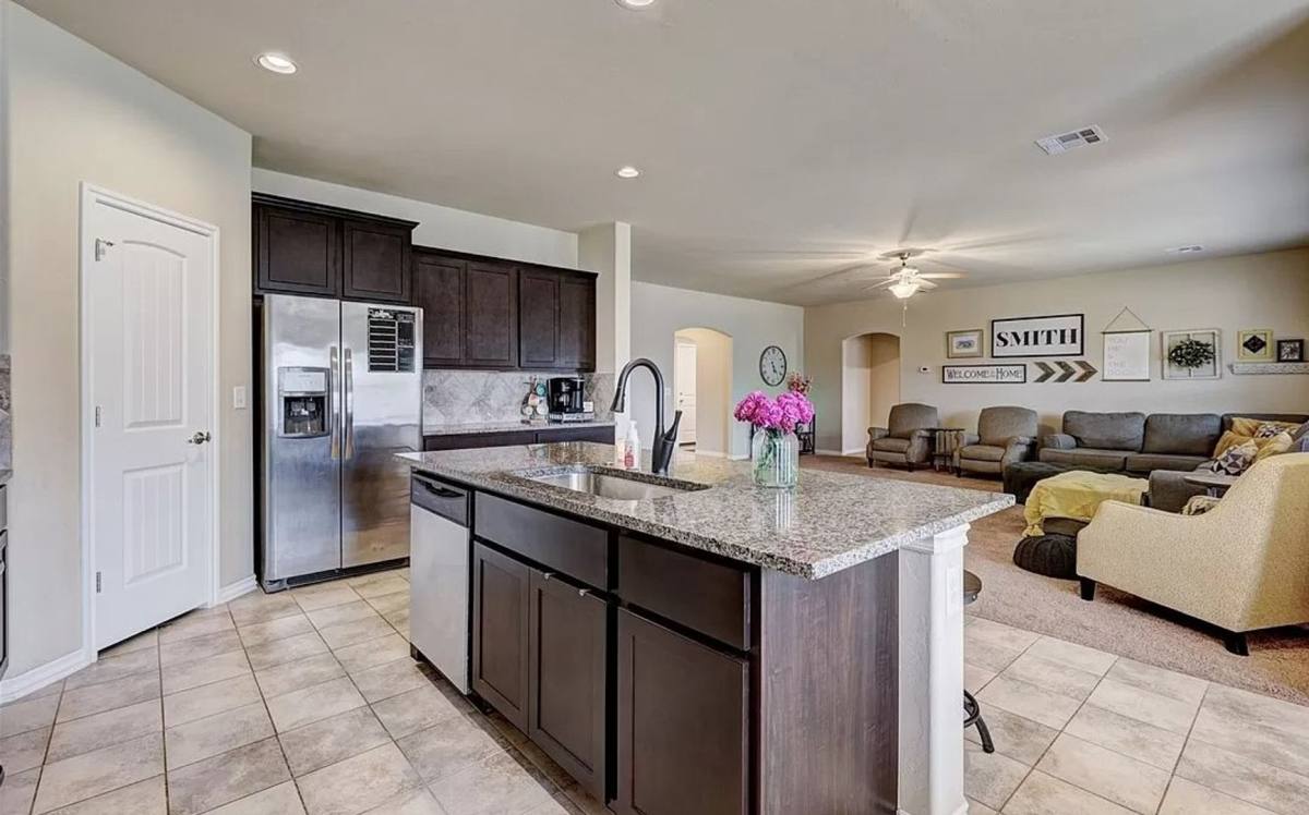 House for rent at 14825 Turner Falls Rd, Oklahoma City, OK 73142