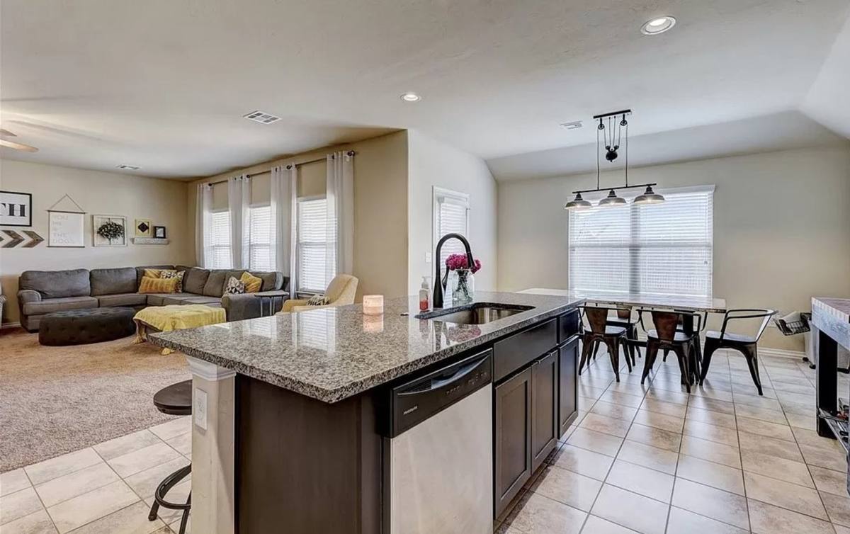 House for rent at 14825 Turner Falls Rd, Oklahoma City, OK 73142