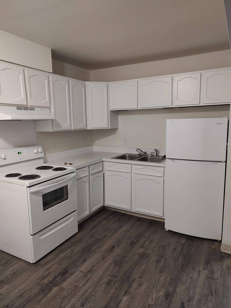 Apartment for rent at 5044 N McKinley Rd, Flushing, MI 48433