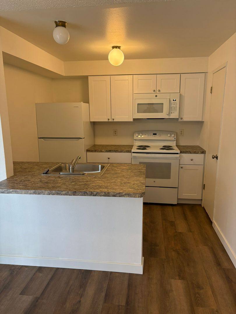 Apartment for rent at 6119 - 6123 N Addison, Spokane, WA 99208