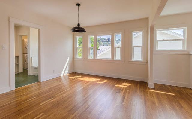 Apartment for rent at 2471 W Ave, Los Angeles, CA 90065