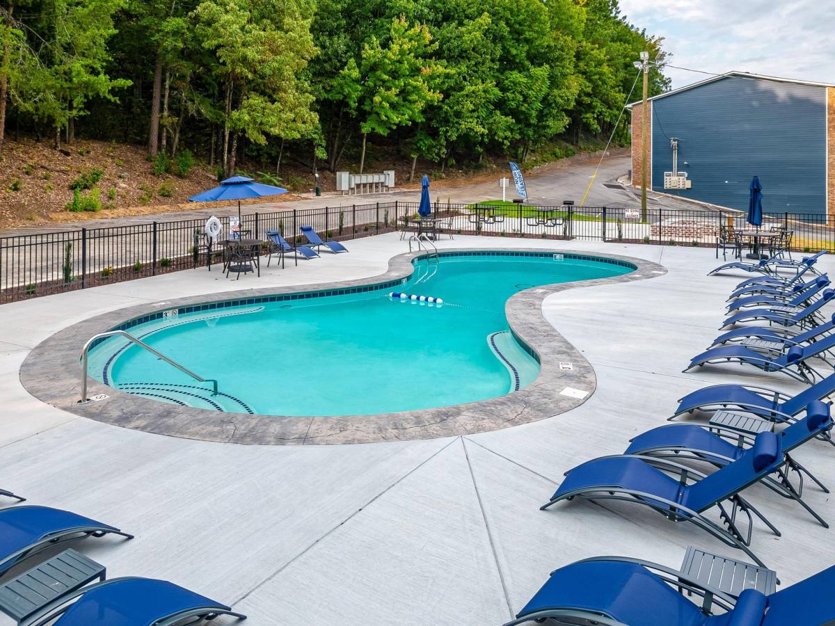 Apartment for rent at 3222 Gleason Dr, Chattanooga, TN 37412