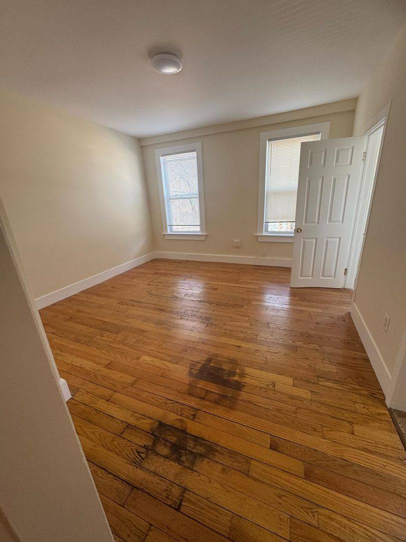 Apartment for rent at 10-28 Centennial Place, Framingham, MA 01701