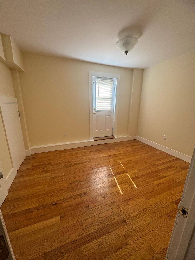 Apartment for rent at 10-28 Centennial Place, Framingham, MA 01701