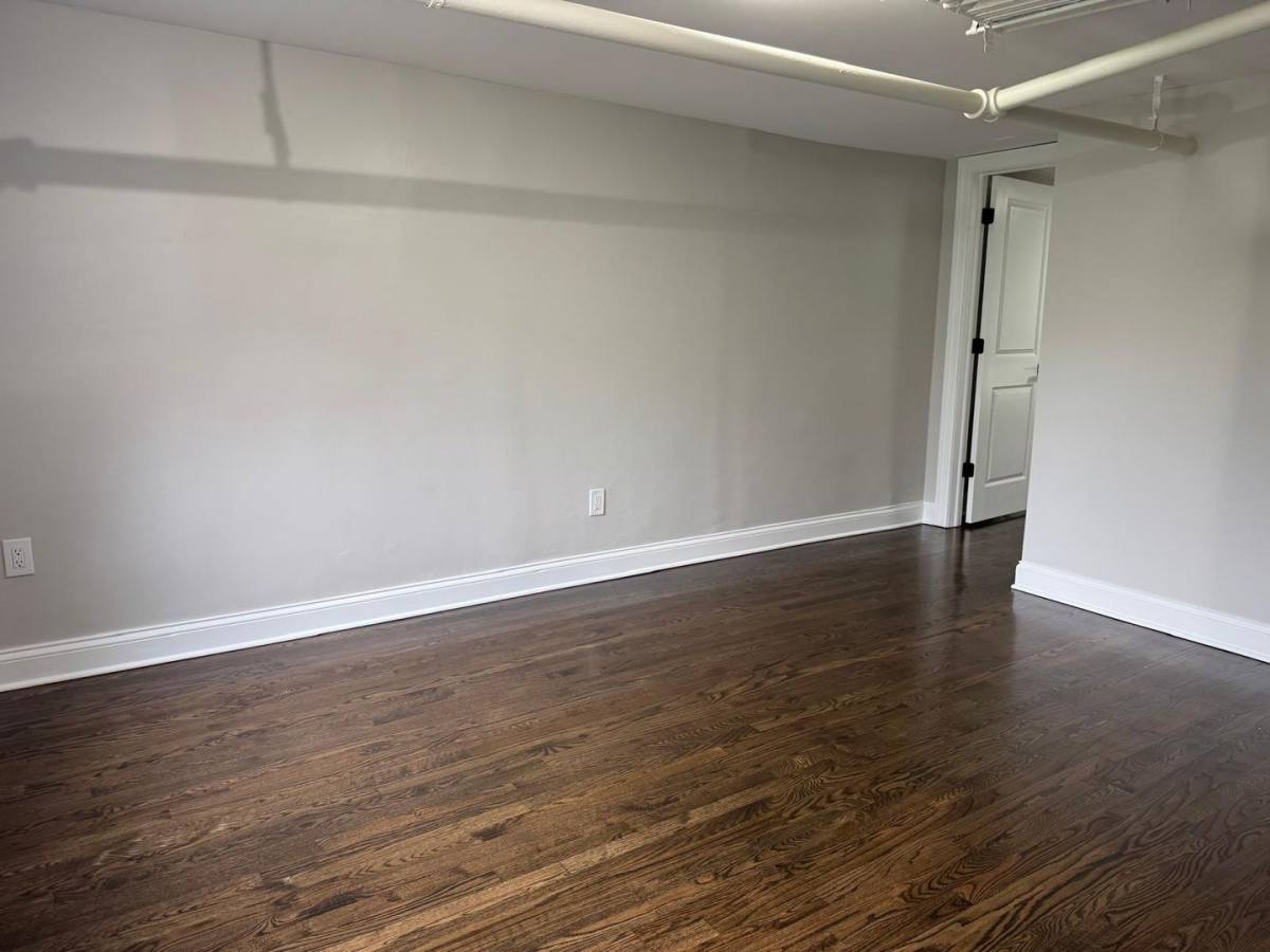 Apartment for rent at 3149 N Springfield Ave, Chicago, IL 60618