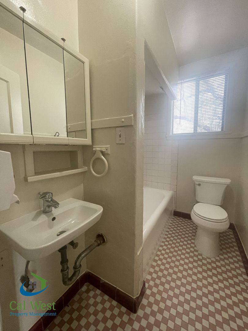Apartment for rent at 603 S First St, San Jose, CA 95113