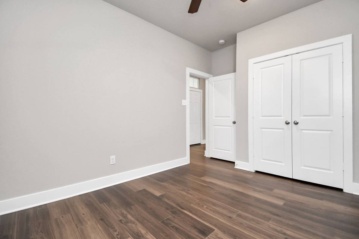 Apartment for rent at 10211 Alpine Lake Lane, Rosharon, TX 77583