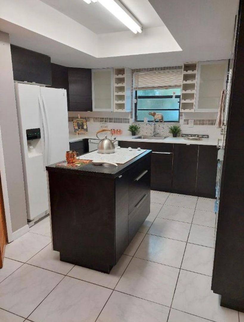 Apartment for rent at 12216 N 59th St, Tampa, FL 33617
