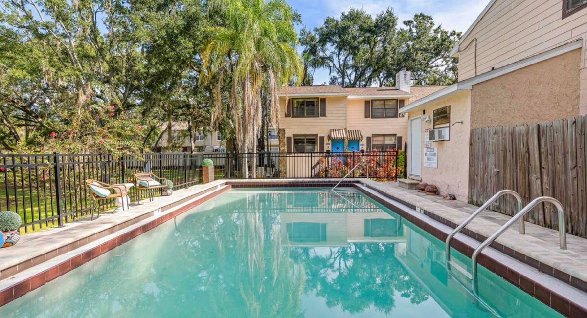 Apartment for rent at 12216 N 59th St, Tampa, FL 33617