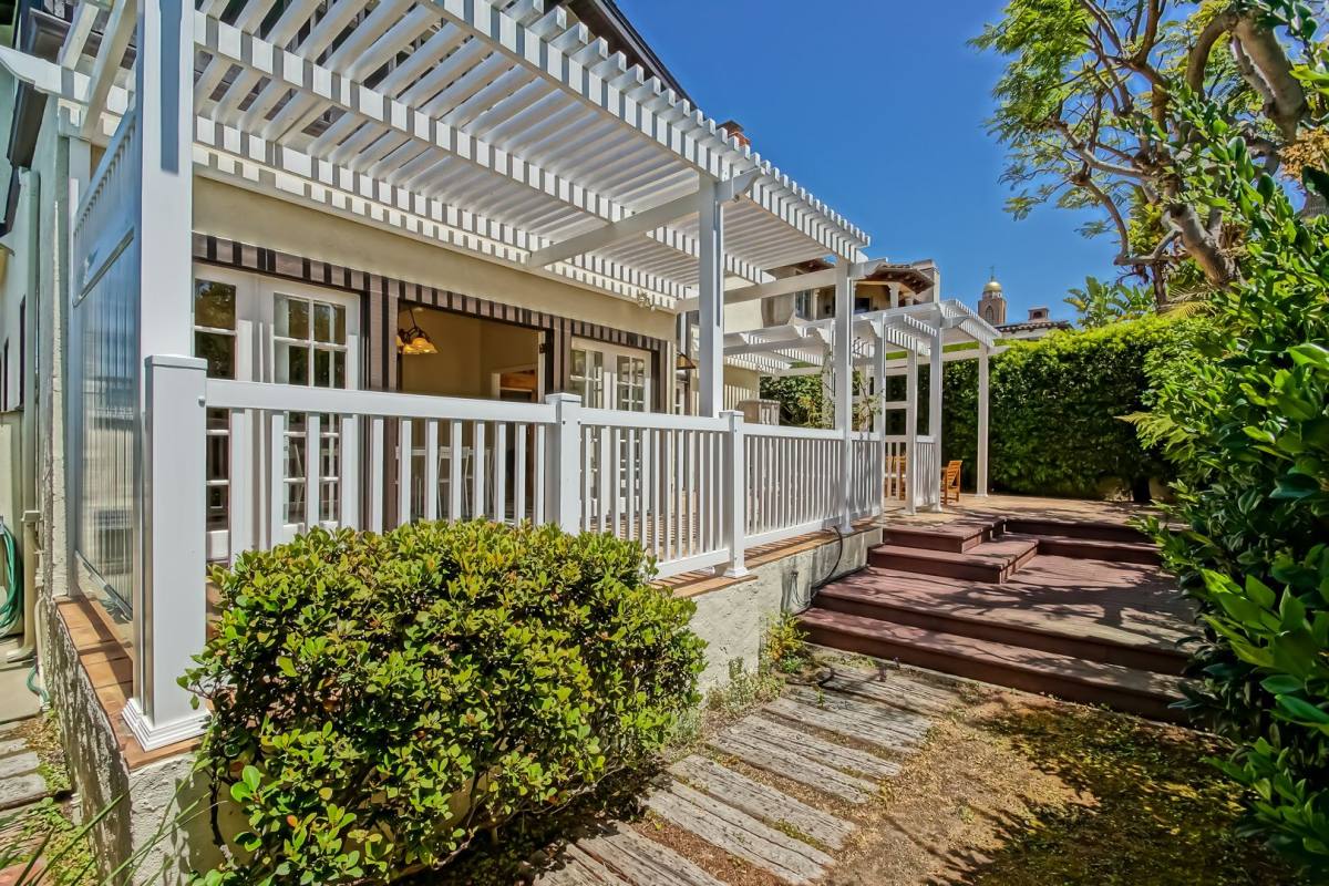 House for rent at 600 15th St, Manhattan Beach, CA 90266