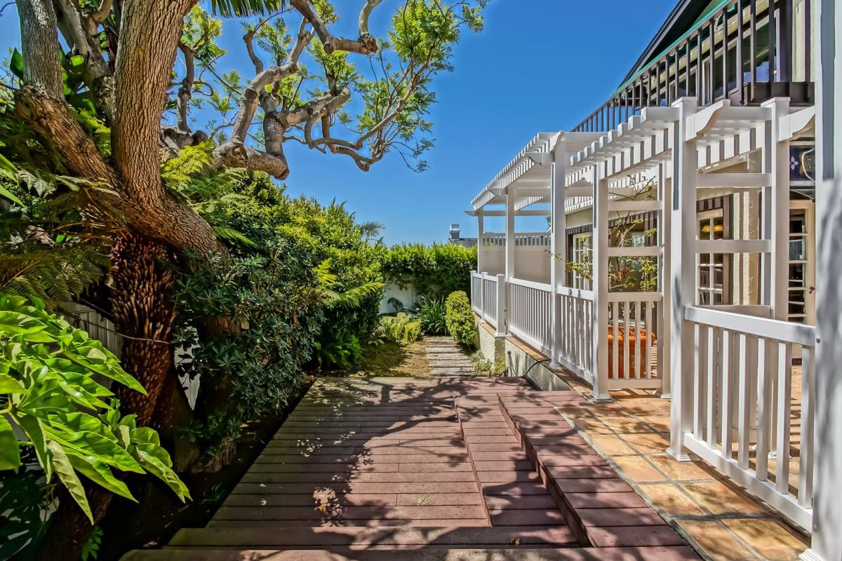 House for rent at 600 15th St, Manhattan Beach, CA 90266