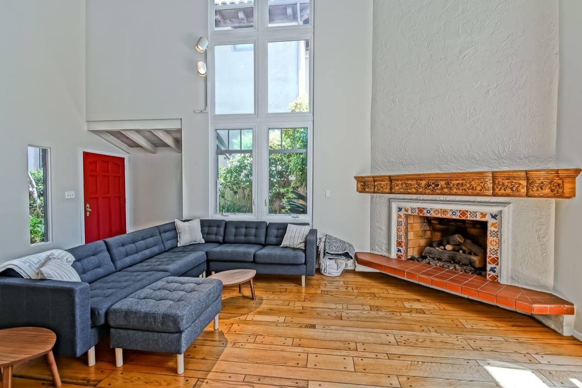 House for rent at 600 15th St, Manhattan Beach, CA 90266