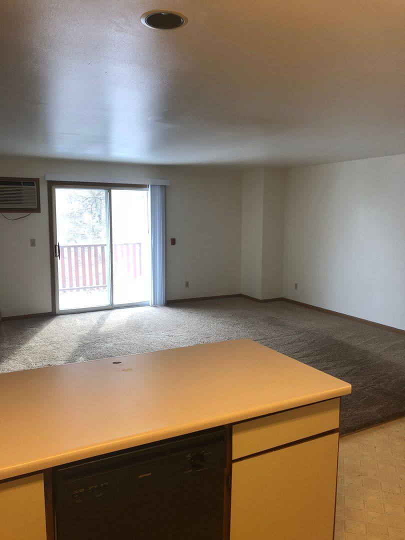 Apartment for rent at 110 Cimarron Court, Oshkosh, WI 54902