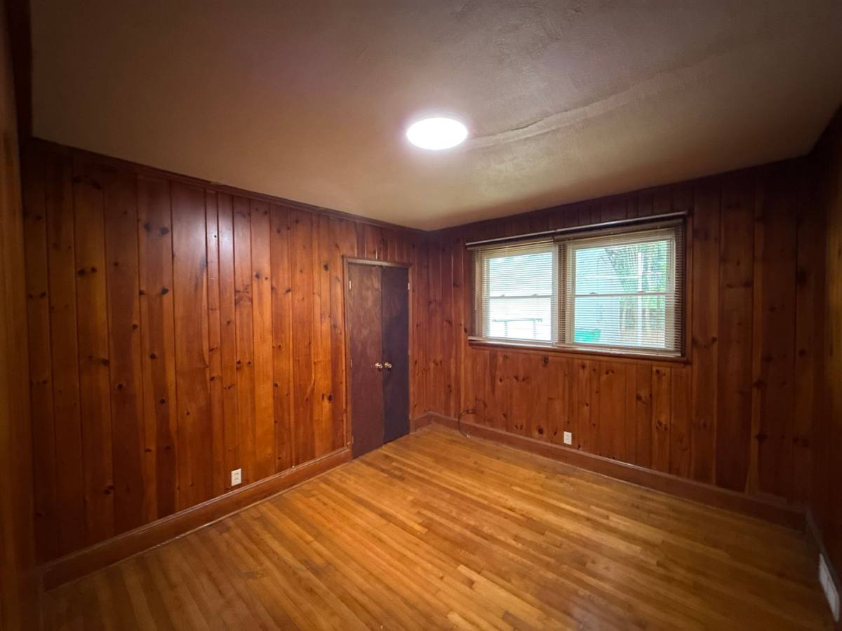House for rent at 2000 Weststone Dr, Charlotte, NC 28208