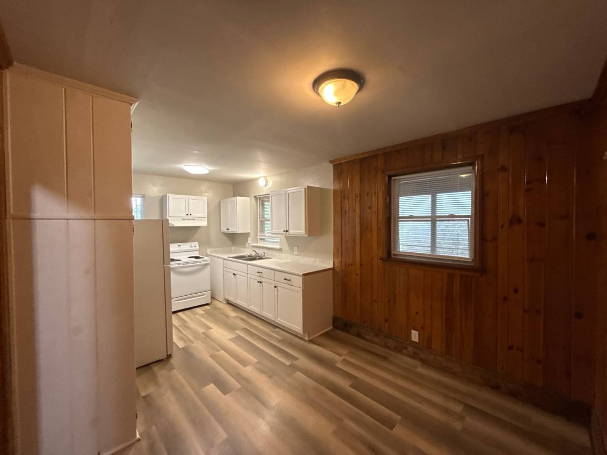 House for rent at 2000 Weststone Dr, Charlotte, NC 28208