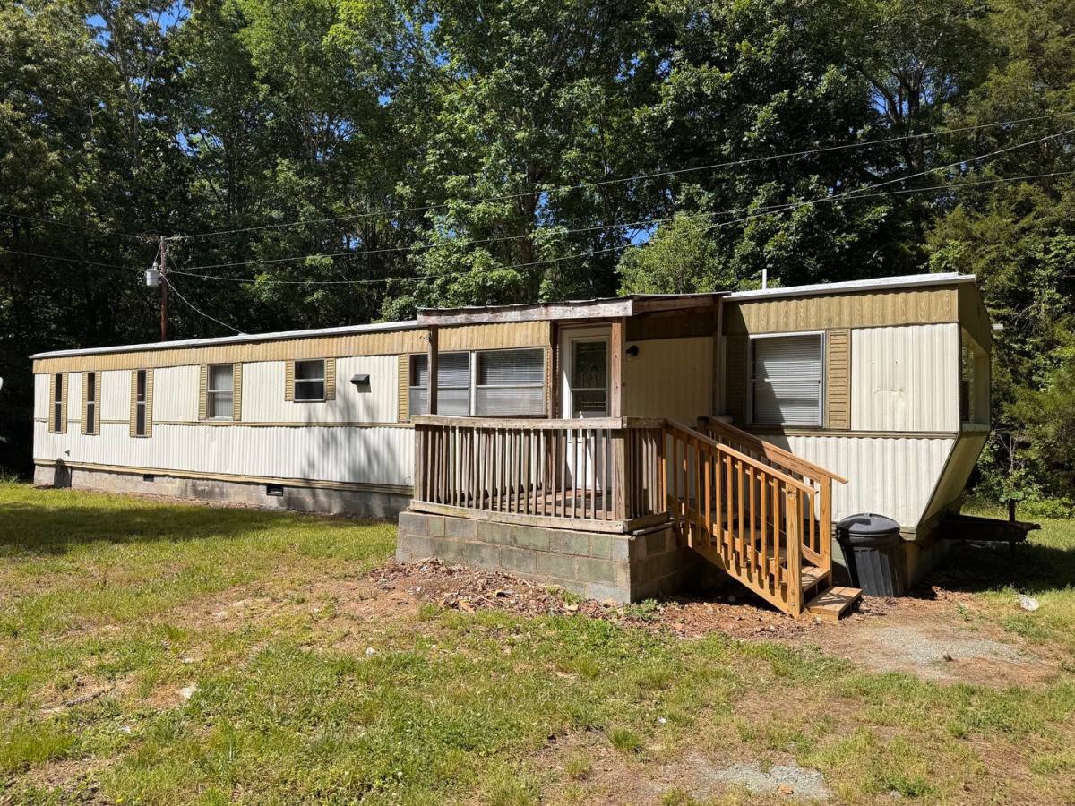 House for rent at 3685 Shady Knoll Dr, Asheboro, NC 27205