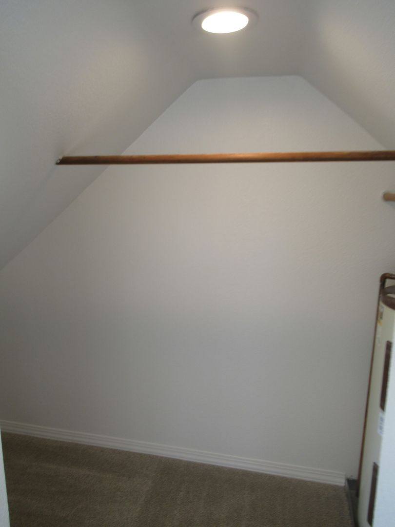 House for rent at 2485 E Nob Hill St SE, Salem, OR 97302