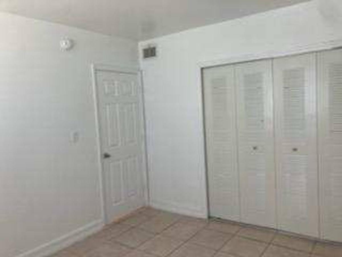 Apartment for rent at 3011 N Andrews Ave, Fort Lauderdale, FL 33311
