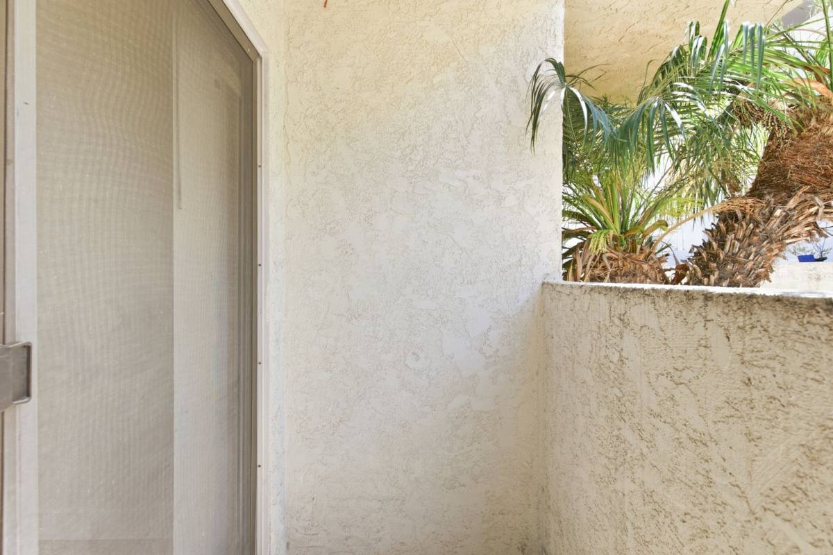 Apartment for rent at 1752 Federal Ave, Los Angeles, CA 90025