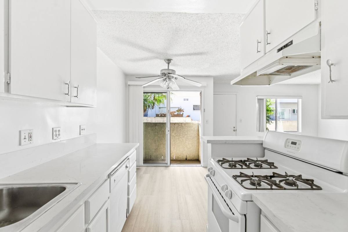 Apartment for rent at 1752 Federal Ave, Los Angeles, CA 90025
