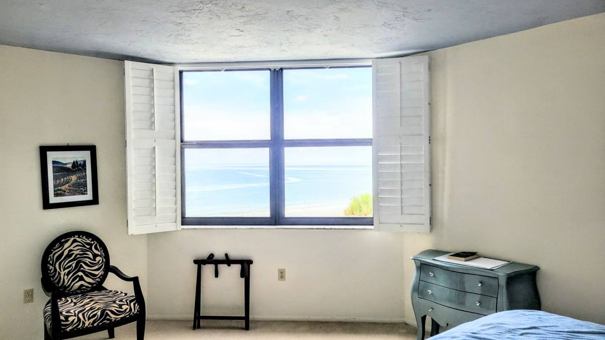 Condo for rent at 1000 Longboat Club Dr, Longboat Key, FL 34228