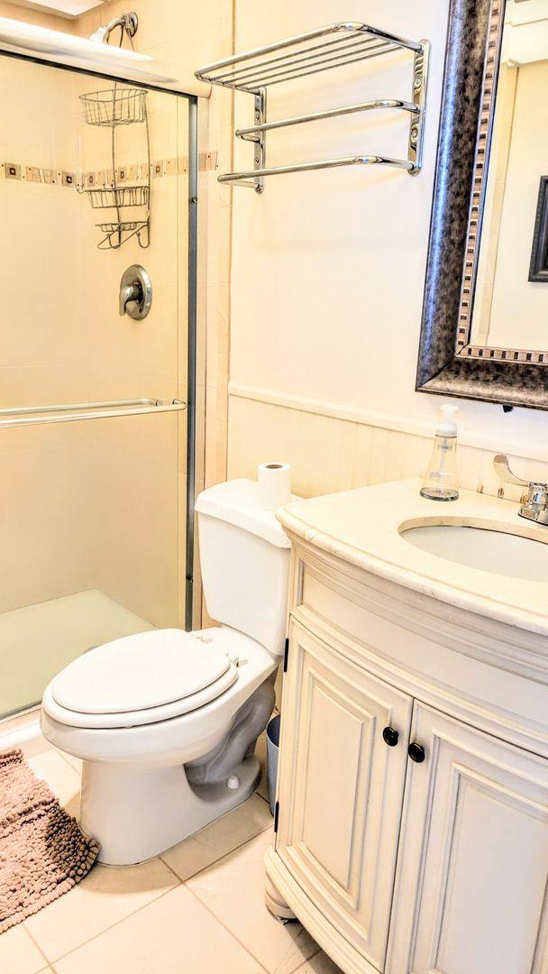 Condo for rent at 1000 Longboat Club Dr, Longboat Key, FL 34228