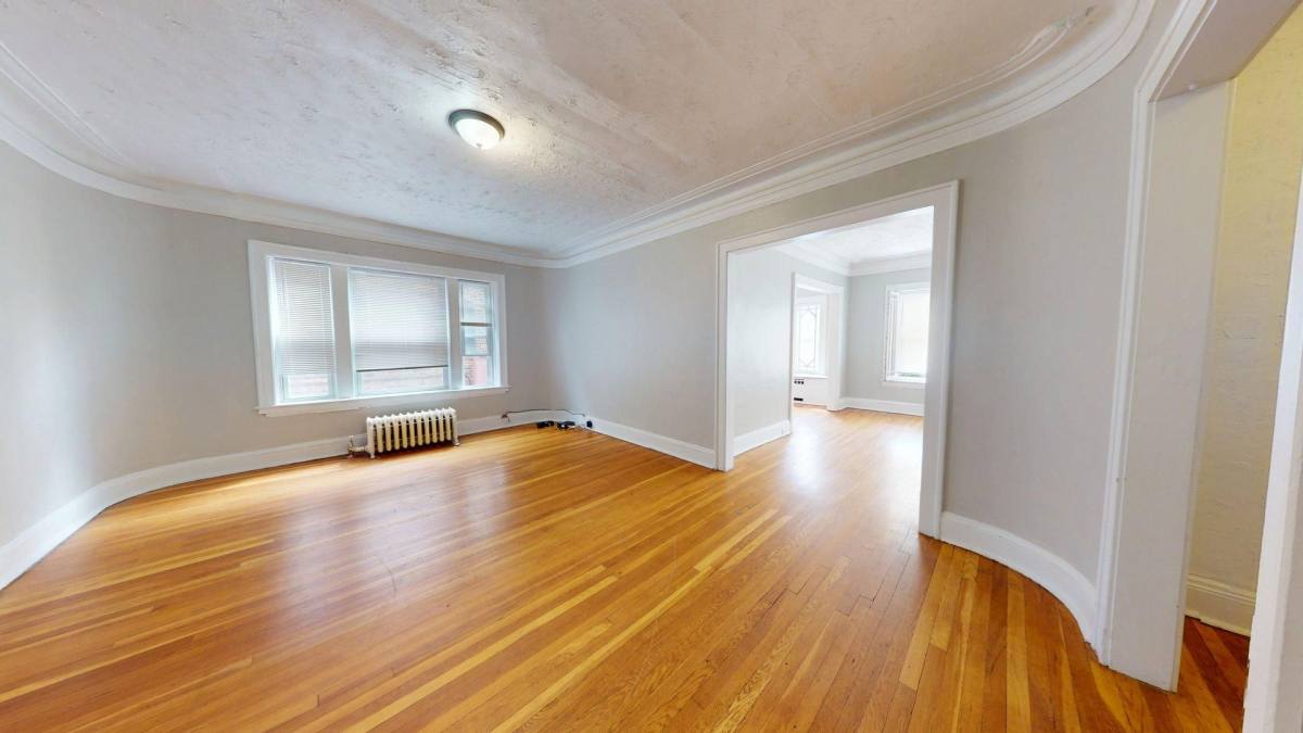 Apartment for rent at 2729 Euclid Heights Blvd, Cleveland, OH 44106