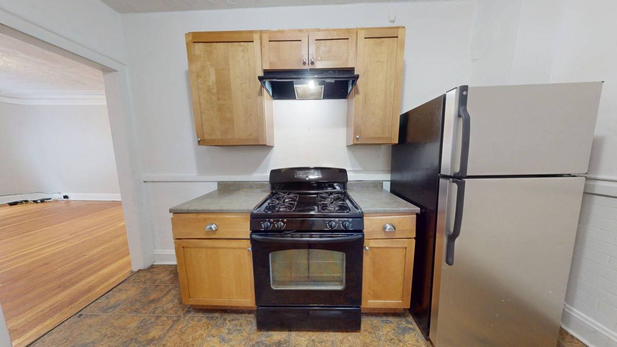 Apartment for rent at 2729 Euclid Heights Blvd, Cleveland, OH 44106
