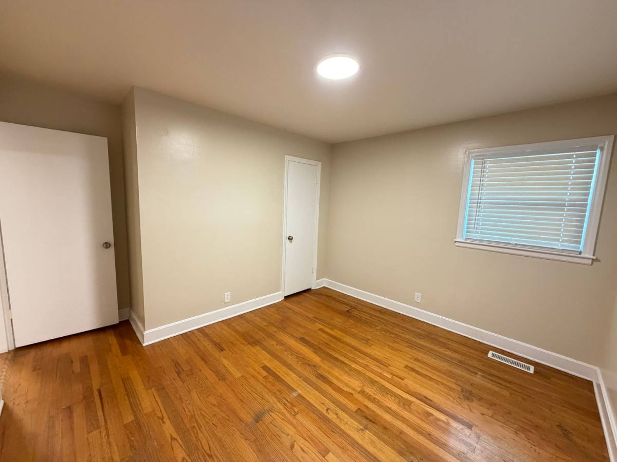 House for rent at 1331 Elm St, Burlington, NC 27217