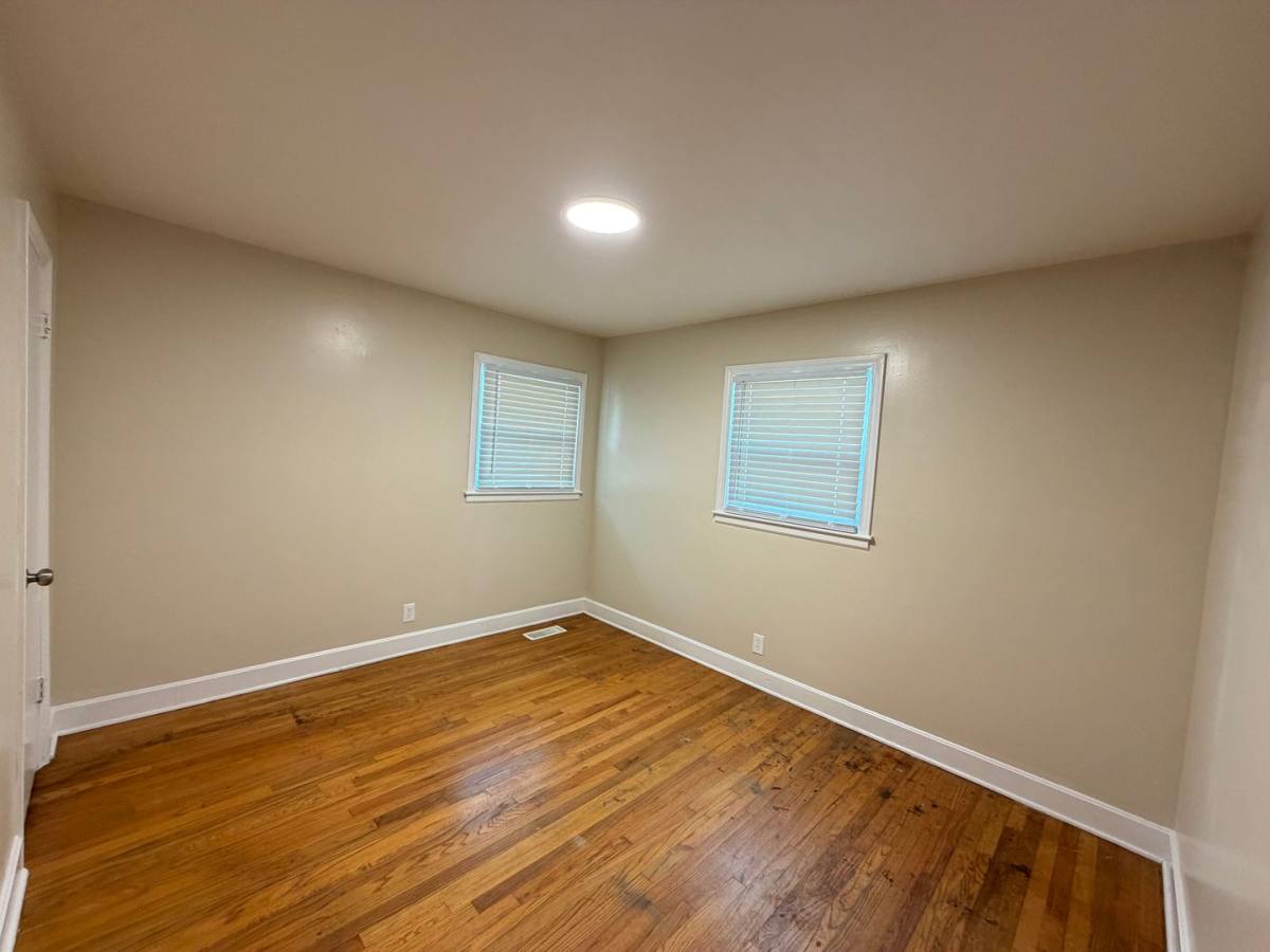 House for rent at 1331 Elm St, Burlington, NC 27217