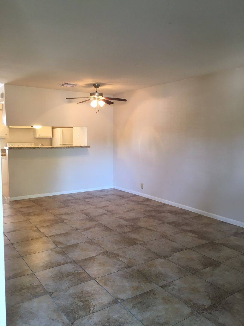 Townhouse for rent at 1516 E Sam Houston Parkway S, Pasadena, TX 77503