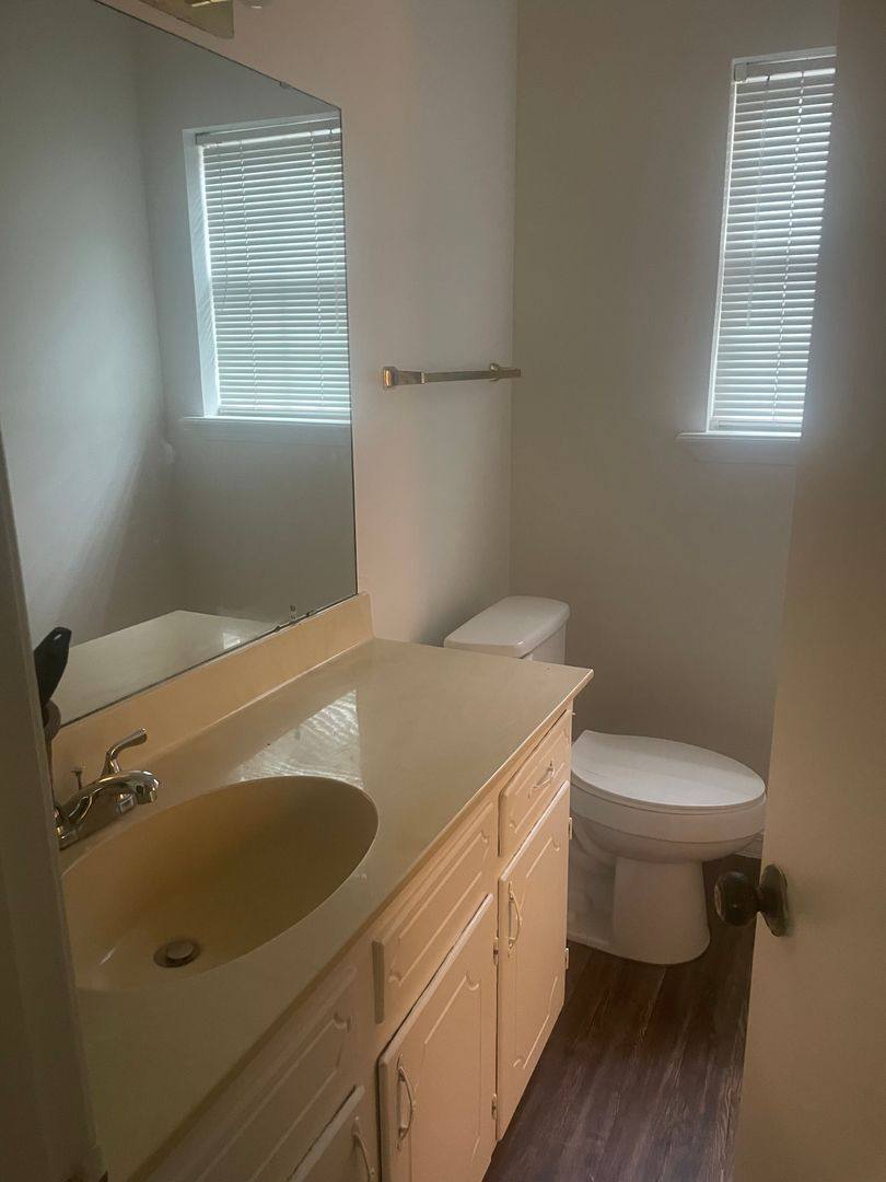 House for rent at 23 Rue Du Soleil, Longview, TX 75604