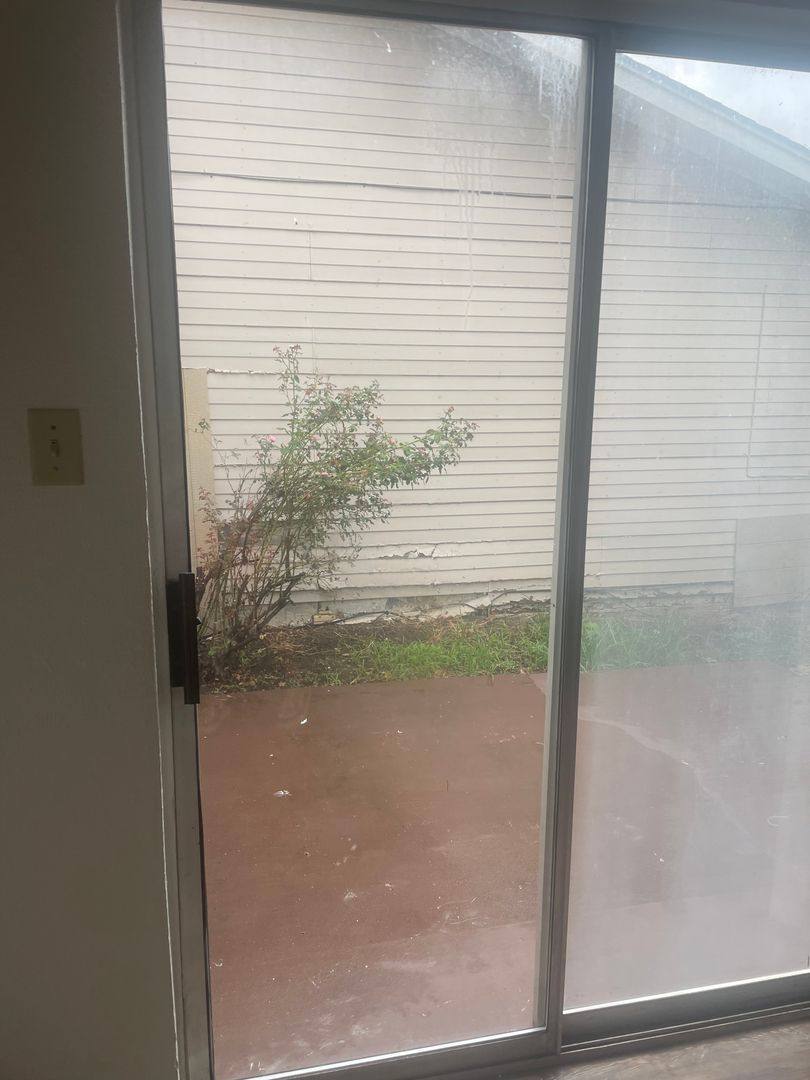 House for rent at 23 Rue Du Soleil, Longview, TX 75604