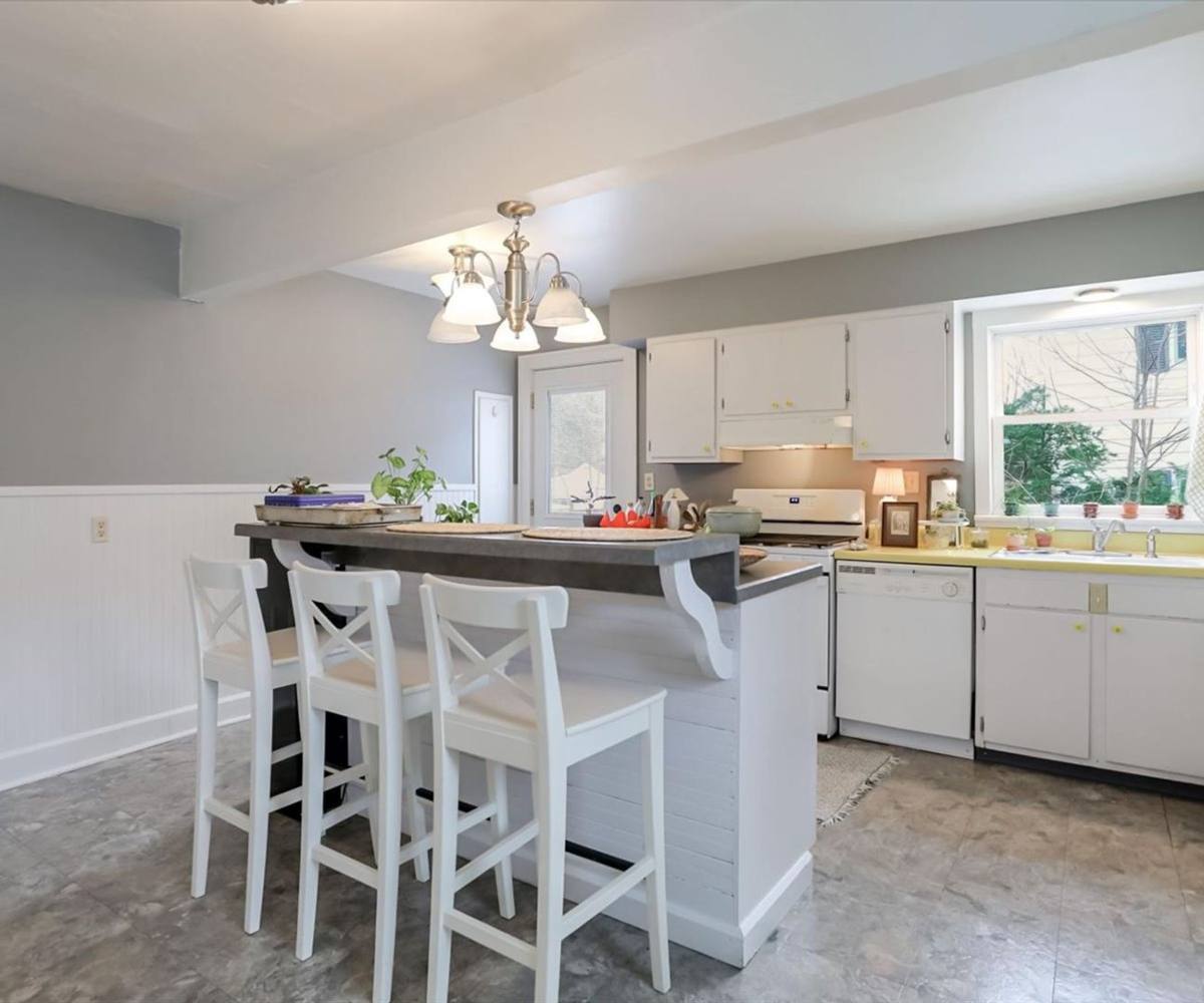 House for rent at 626 S Mitchell St, Bloomington, IN 47401
