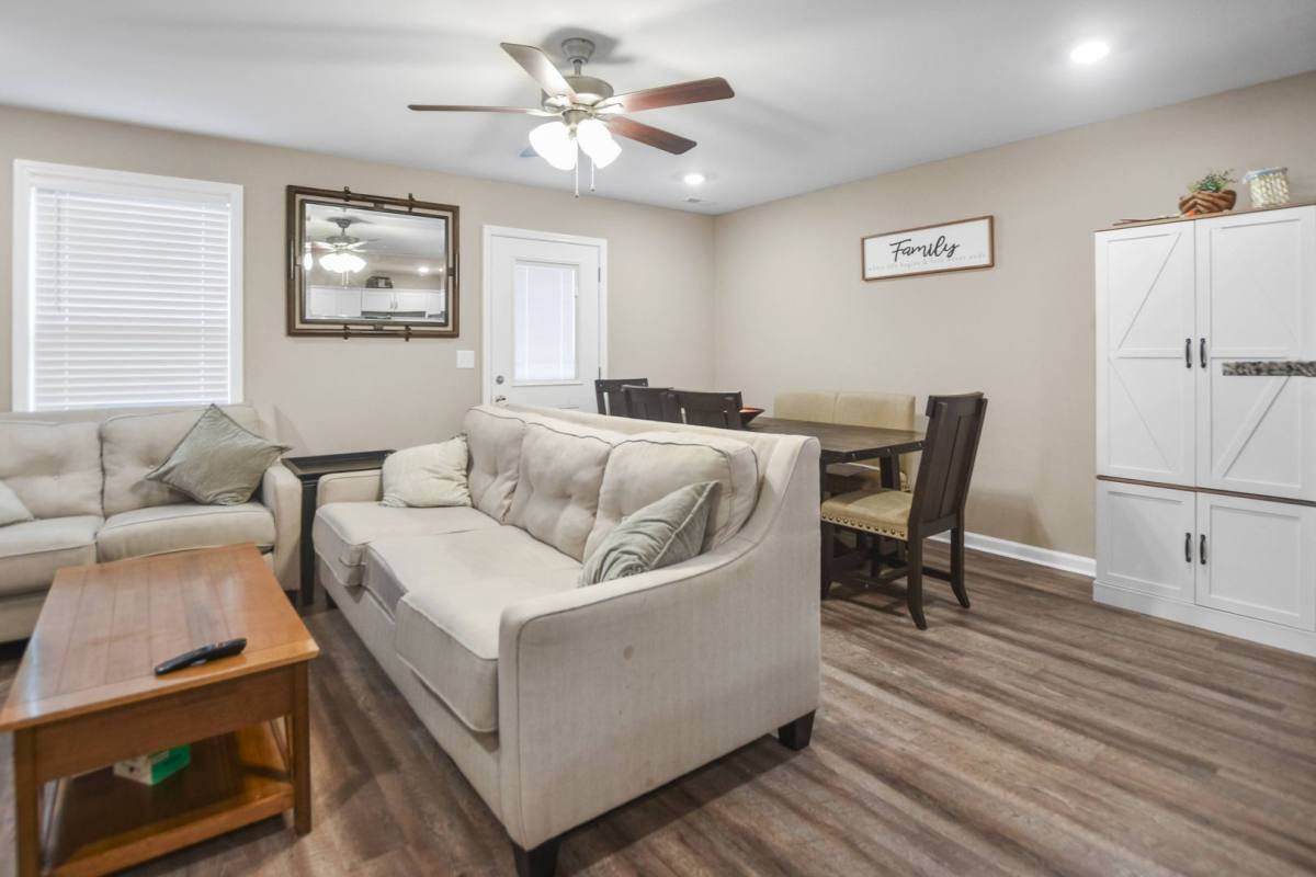 Townhouse for rent at 135 Country Lane, Clarksville, TN 37040