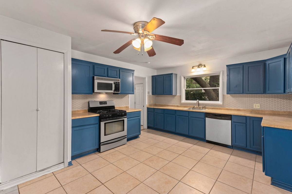 House for rent at 206 George Bush Dr, College Station, TX 77840