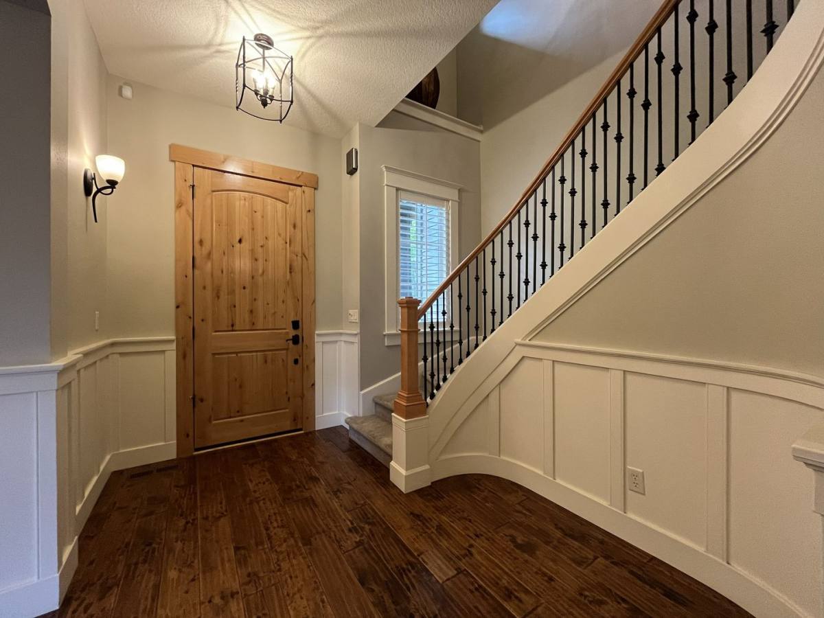 House for rent at 6435 McDuff Court, Lake Oswego, OR 97035