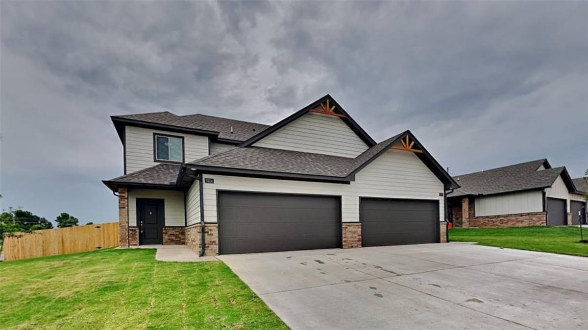 House for rent at 9360 NW 124th St, Yukon, OK 73099