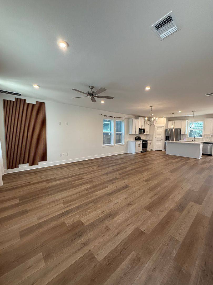 Apartment for rent at 6414 Cowman Way, Austin, TX 78747