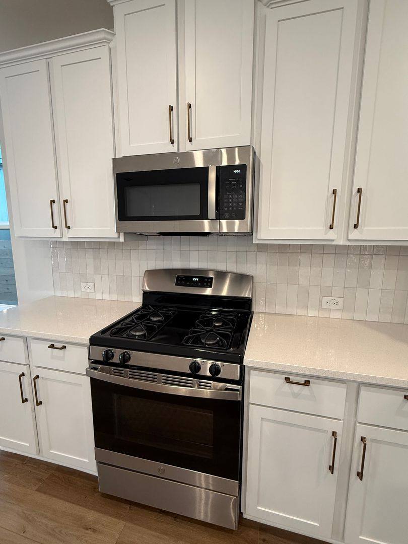 Apartment for rent at 6414 Cowman Way, Austin, TX 78747