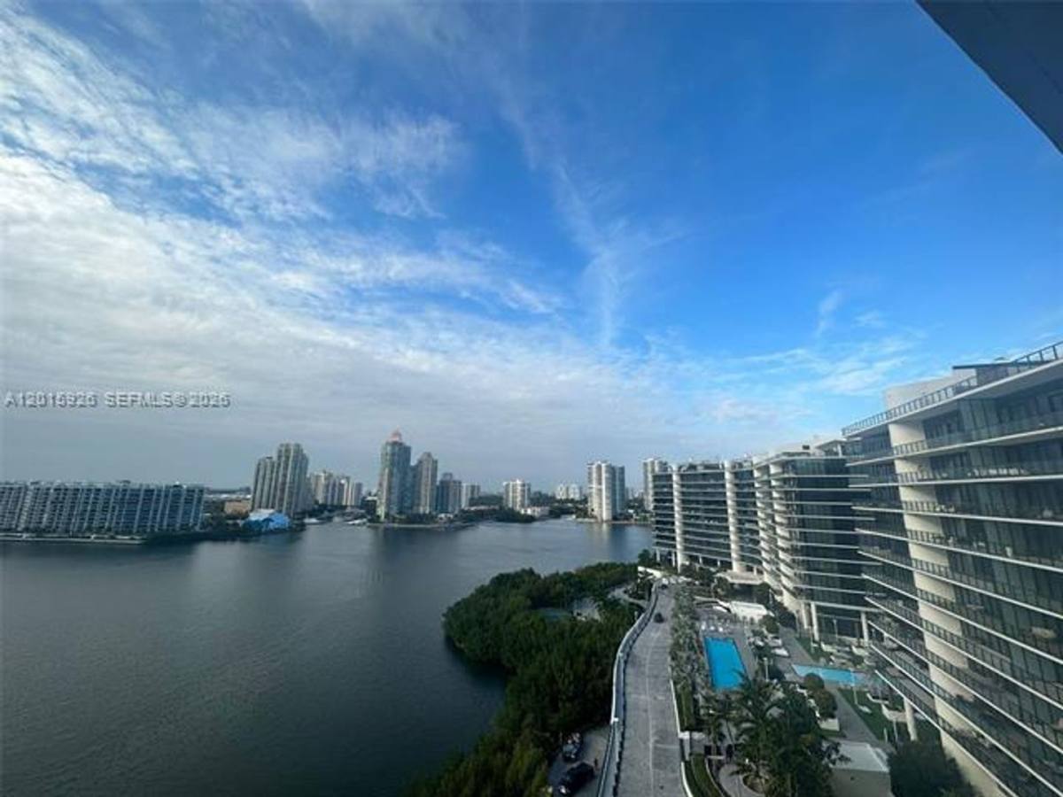 Apartment for rent at 5000 Island Estates Dr, North Miami Beach, FL 33160