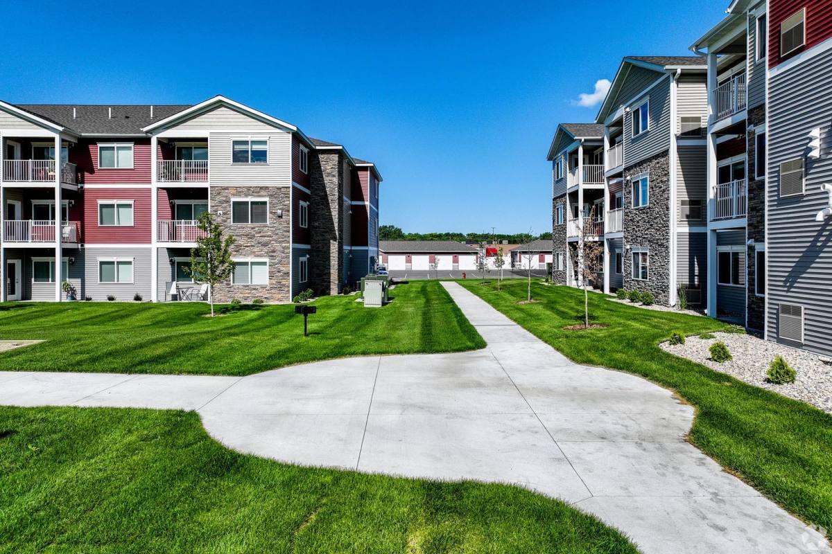 Apartment for rent at 401 24th Ave SE, Willmar, MN 56201