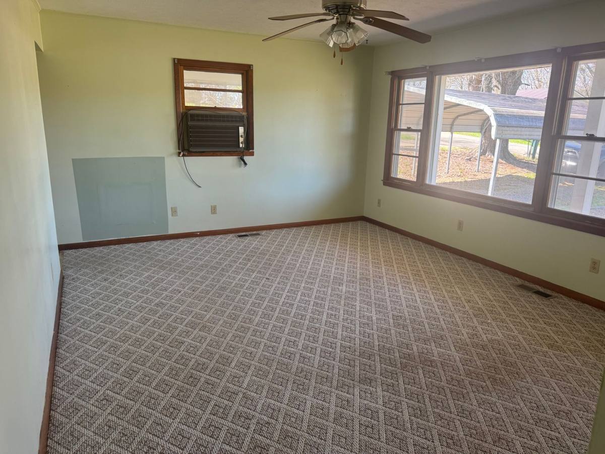 House for rent at 85 Ridgeview Dr, Mosheim, TN 37818