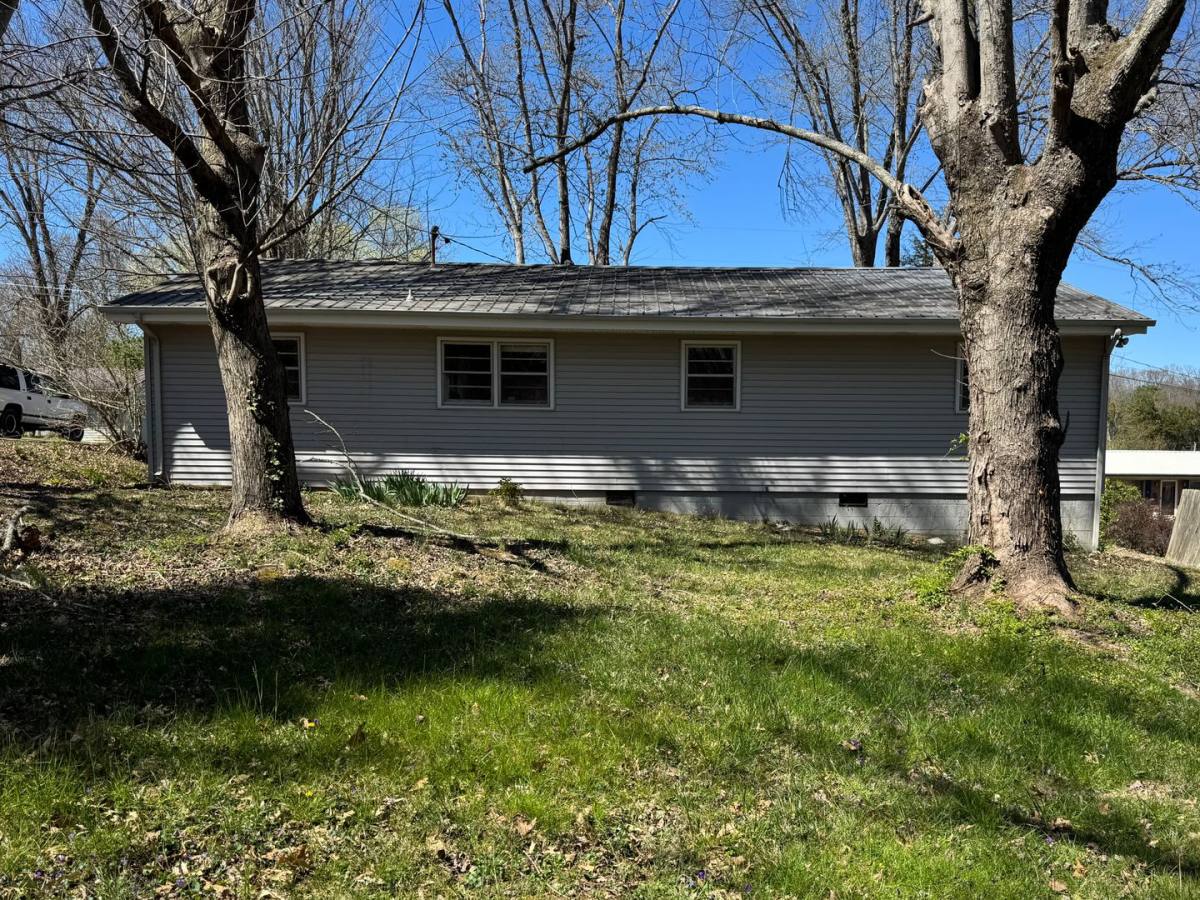 House for rent at 85 Ridgeview Dr, Mosheim, TN 37818