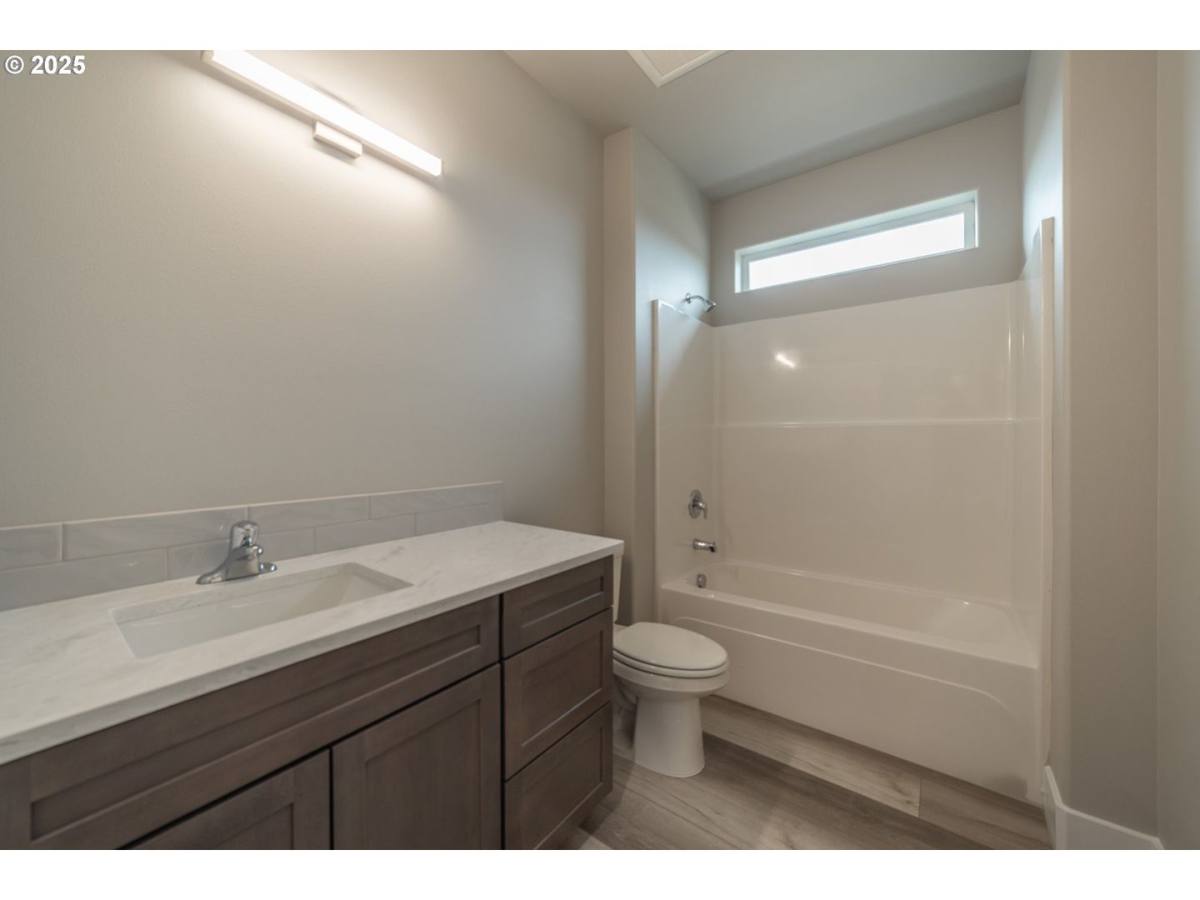 House for rent at 1635 Hayes St, Umatilla, OR 97882