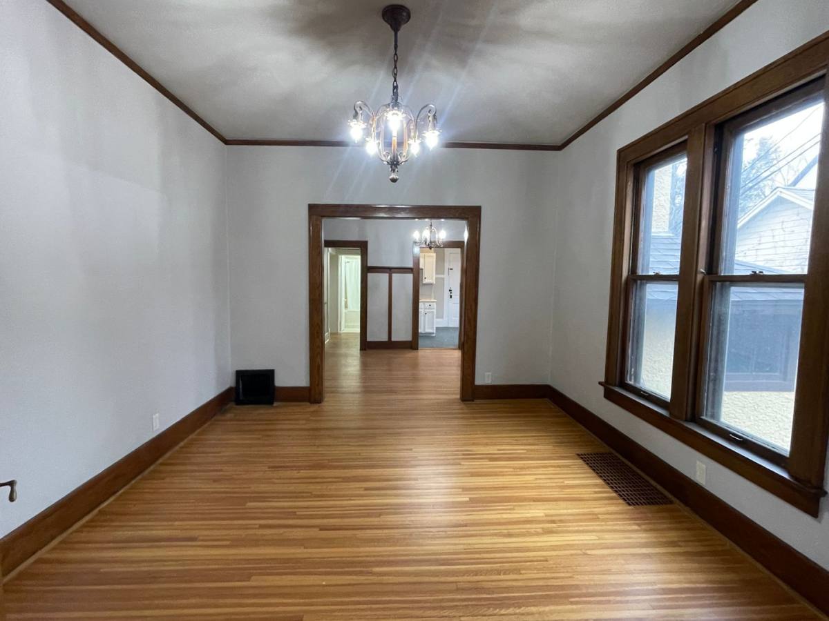 Apartment for rent at 1006 1008 S Dakota Ave, Sioux Falls, SD 57105