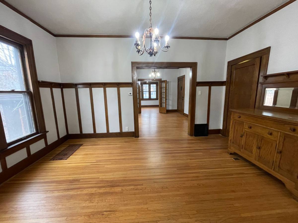 Apartment for rent at 1006 1008 S Dakota Ave, Sioux Falls, SD 57105