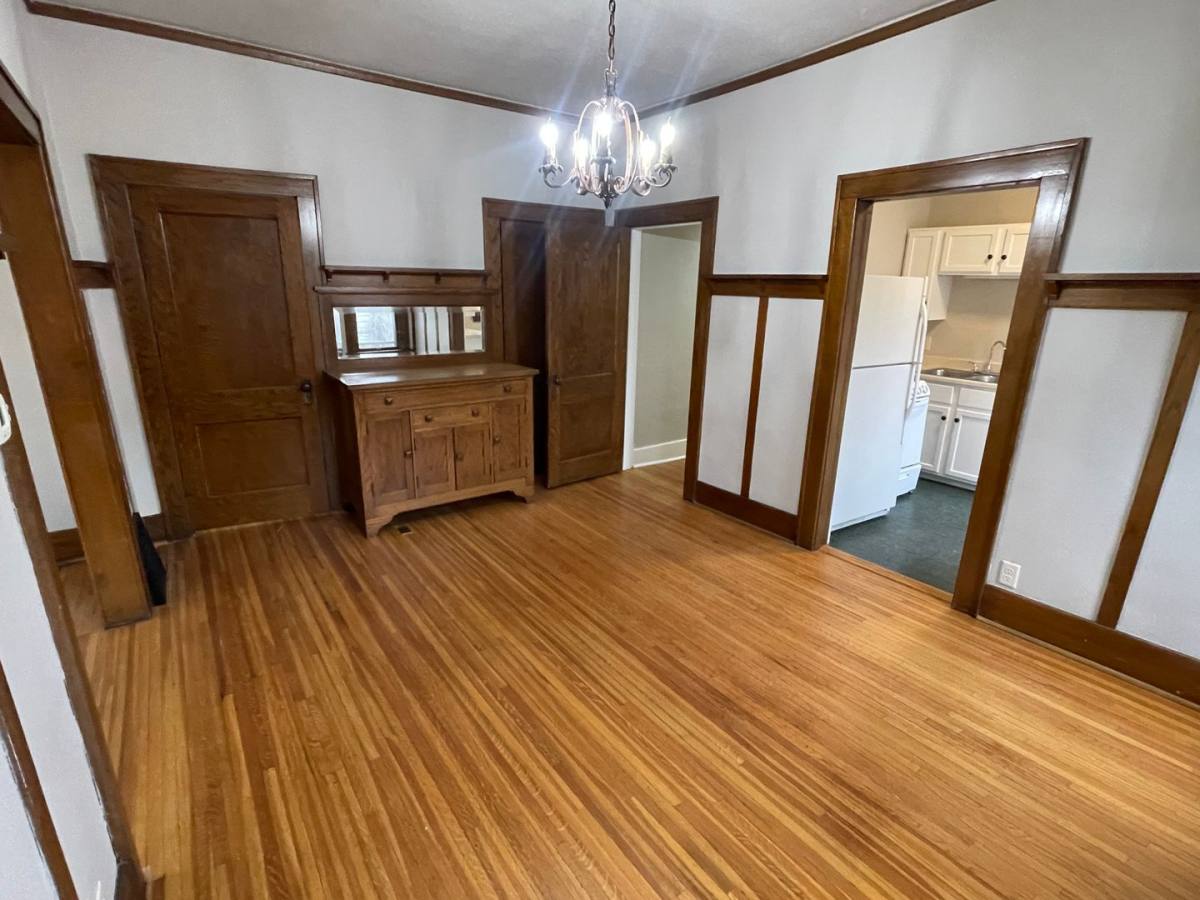 Apartment for rent at 1006 1008 S Dakota Ave, Sioux Falls, SD 57105